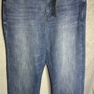 Madewell The Perfect Vintage Jean Heart Pocket Women’s Size 32